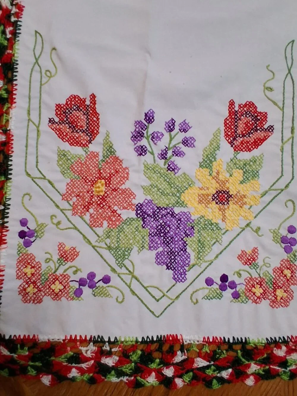 Embroidered Floral Table Runner